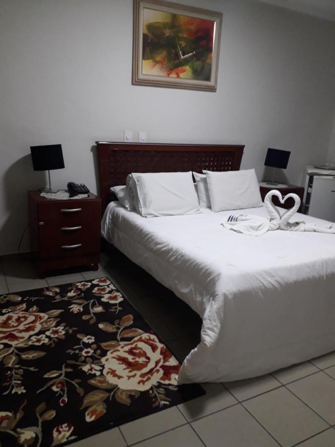 Hotel Athenas E Convencoes Арасатуба Экстерьер фото